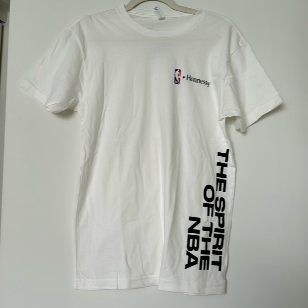 Official NBA x HENNESSY collab Tee Small NEW